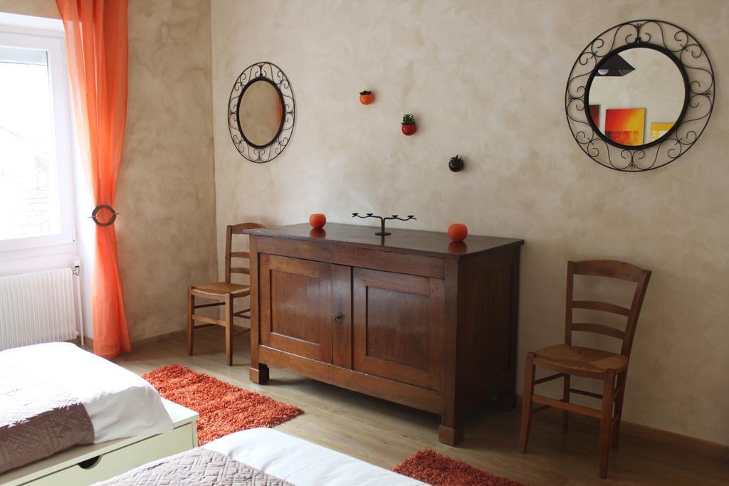 Ces Jours A Pommard Villa Room photo
