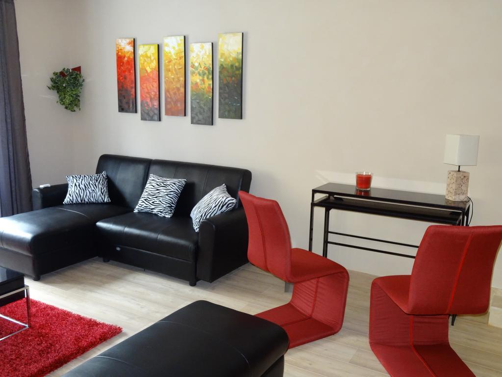 Ces Jours A Pommard Villa Room photo